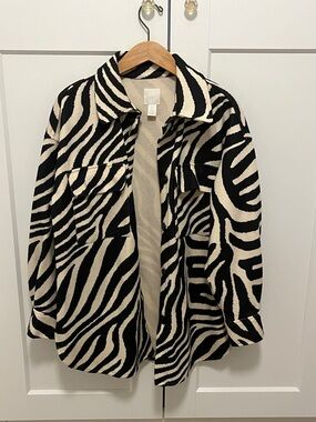 H&M Zebra-Print Teddy Shacket - Black & Cream